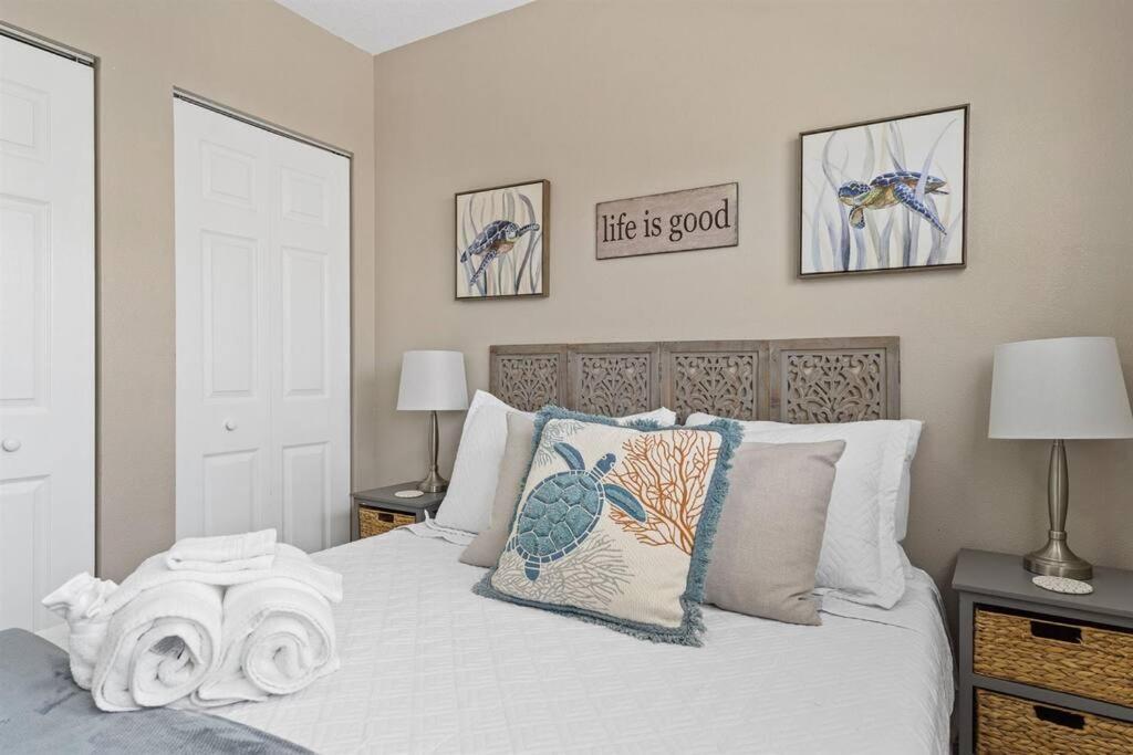 7 Bedroom 5 Bath Home With Cottage On Clearwater Beach! Екстериор снимка